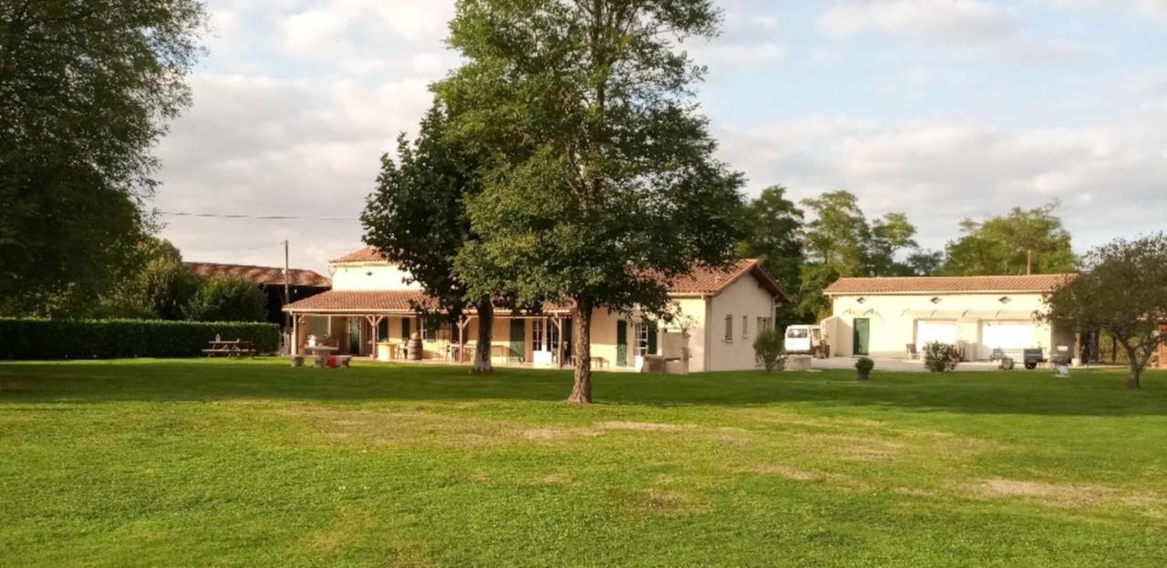 La Mancine Laulan Bed & Breakfast Jau-Dignac-et-Loirac Bagian luar foto
